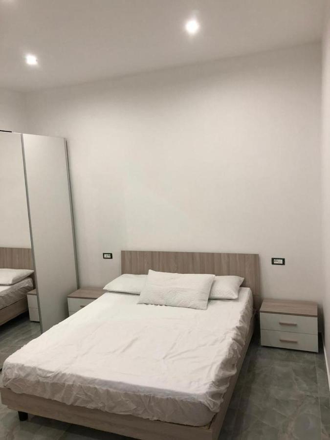 13 Minuti Dal Centro Bed and Breakfast Reggio Calabria Exterior foto